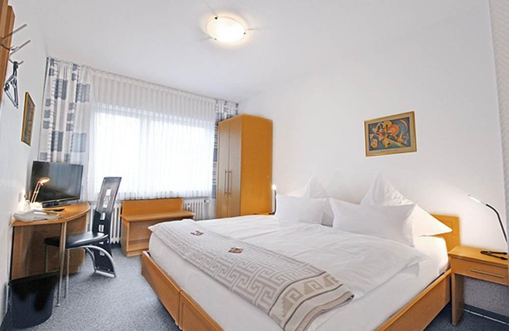 Hotel Lindenkrug Gütersloh Exteriér fotografie